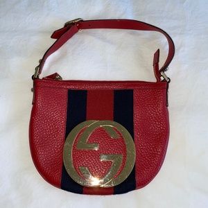 Gucci red small hand bag
